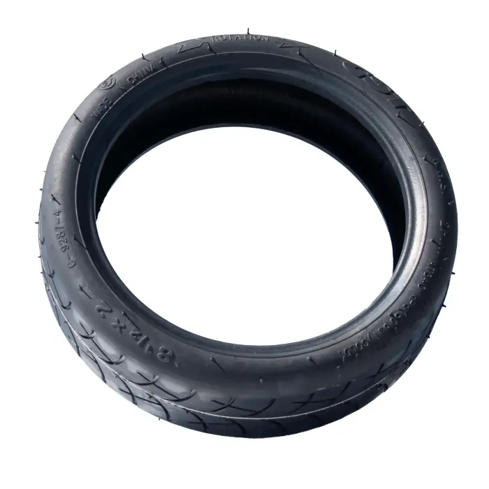 Neumático 8.5x2 CST para patinete eléctrico