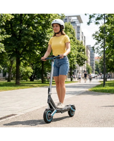 Casco MOTUS ajustable blanco talla S para bicicleta, patinete eléctrico