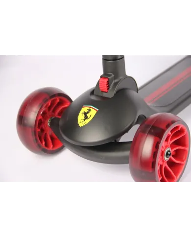 Ferrari patinete infantil de tres ruedas 2EN1 FXK28-2 Negro