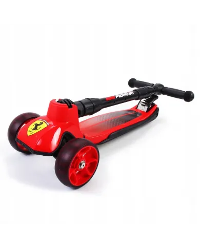 Patinete de tres ruedas Ferrari FXK58 Rojo
